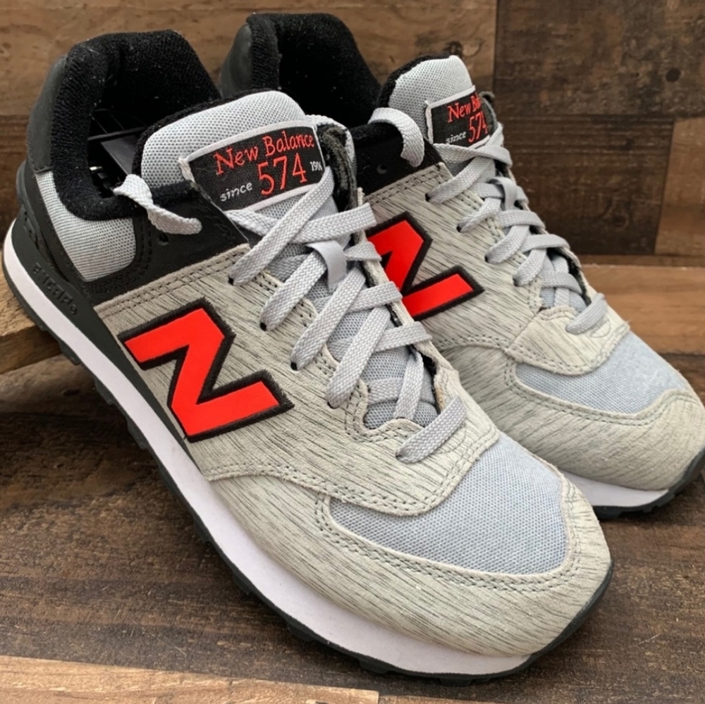 New Balance 574 Sweatshirt Style Shoes Men’s Sz 11